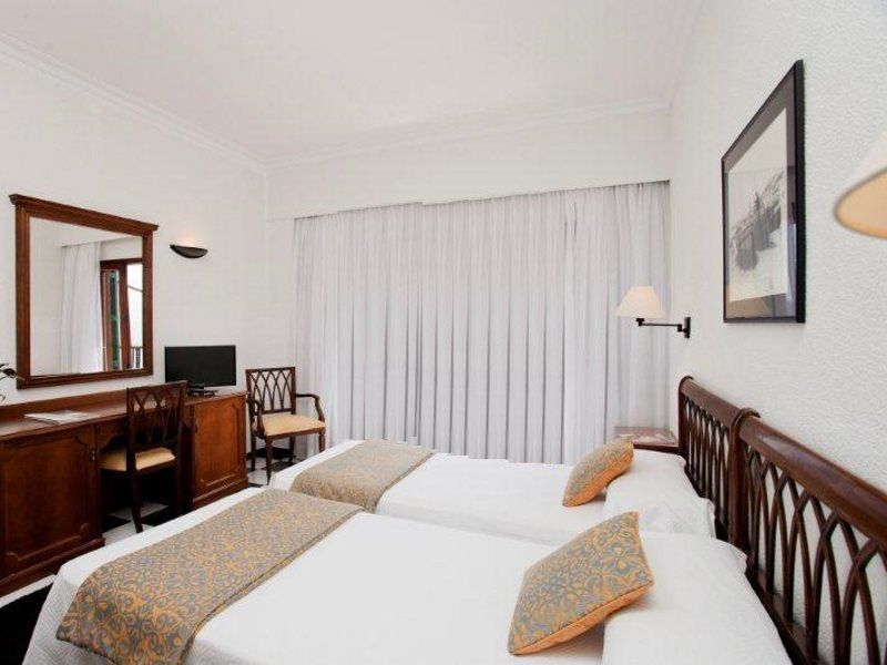 Hotel Sis Pins Port de Pollenca Exterior photo